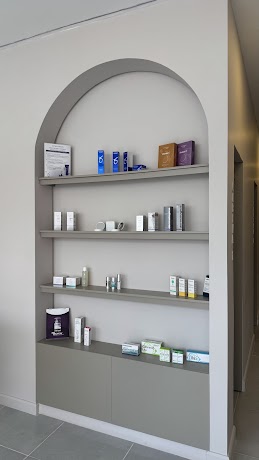 Dra Laura Lambraño | Skin & Wellness Center · Cartagena de Indias
