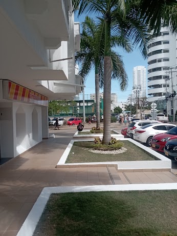 la rebaja Plus No. 43 DROGUERIA Y MINIMARKET Hospital Bocagrande Cartagena · Cartagena de Indias