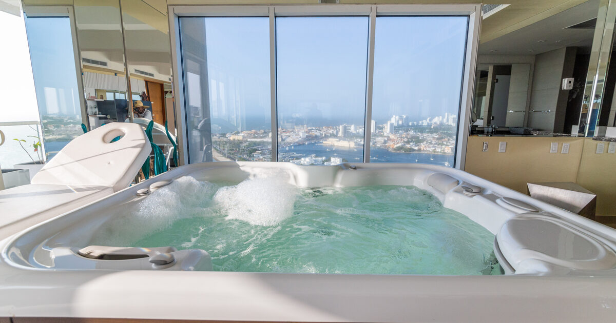 Luxus 5-Zimmer-Penthouse in Cartagena, 124; Panoramablick, Pool und mehr.