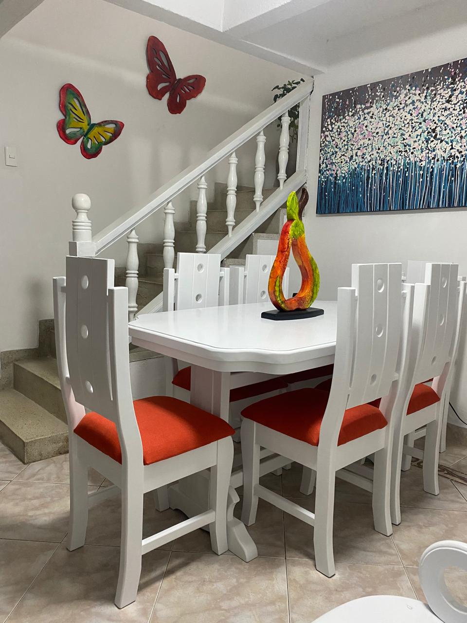 Vista exterior de propiedad junto al restaurante Andrés Carne de Res en Cartagena.